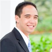 Anglais aux étudiants débutants et adultes débutants